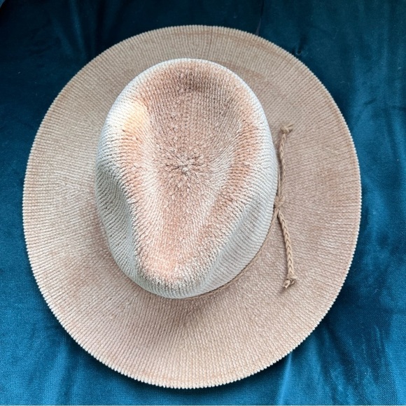 CHENILLE BEIGE WESTERN STYLE SOFT HAT ONE SIZE - Picture 2 of 5